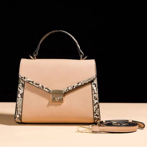 Venda de bolsas femininas em São Paulo