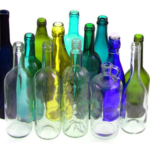 Comprar o produto de Compra de vidro em Reciclagem de Materiais pela empresa José Sávio - Comércio De Materiais Recicláveis em São Manuel, SP por Solutudo