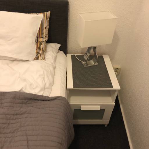 Criado mudo por Marcenaria Nunes