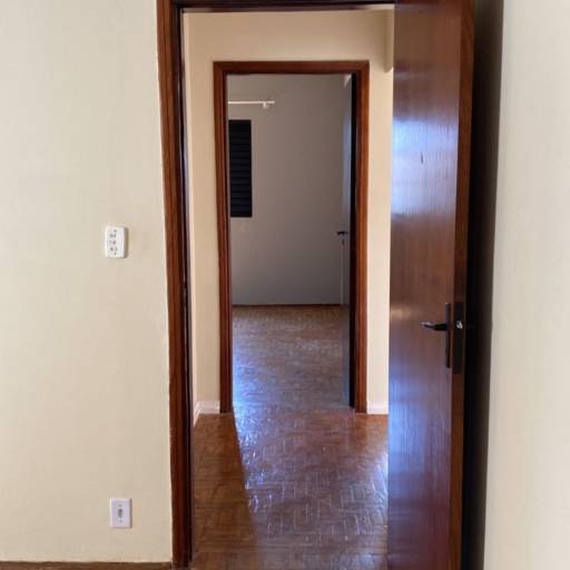 Aluga-se casa no Jardim Paraiso por Alves Araújo Corretora de Imóveis