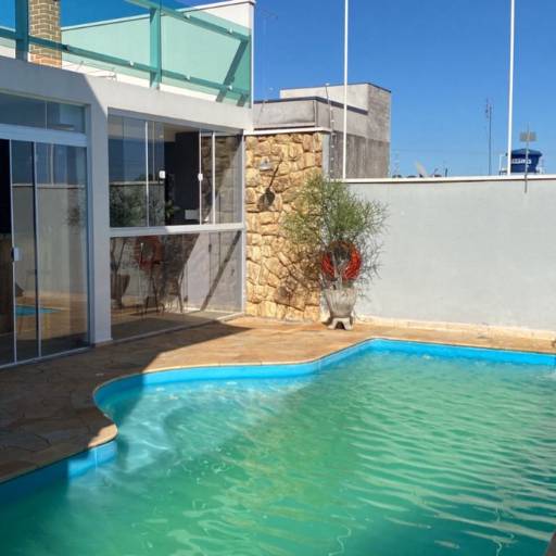 Vende-se casa no bairro Chacara dos Pinheiros