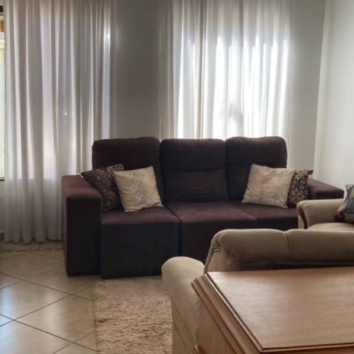 Vende-se casa no bairro Chacara dos Pinheiros por Alves Araújo Corretora de Imóveis