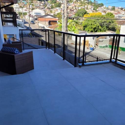 Envidraçamento de sacada