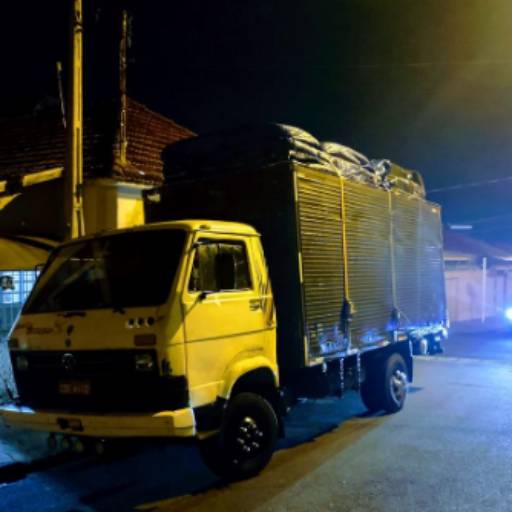 Transporte  por RB Transportes e Mudança