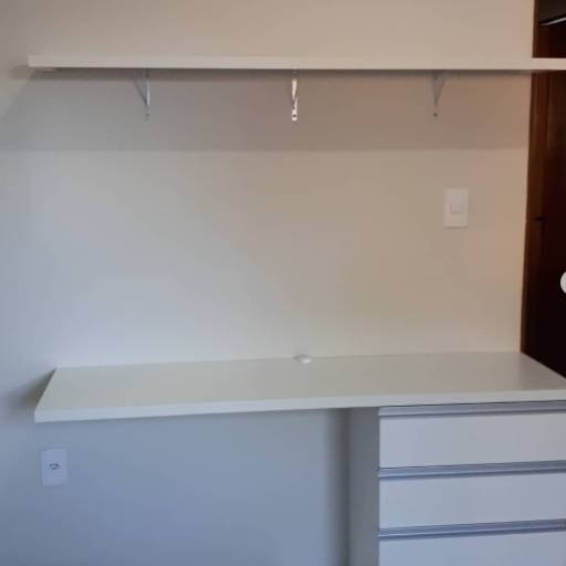 Móveis sob medida para escritório por JM Móveis Planejados