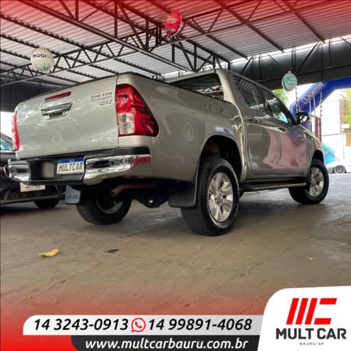 HILUX CAMINHONETE 2.7 16V 4P SRV FLEX CABINE DUPLA AUTOMÁTICO em Bauru por Mult Car Bauru