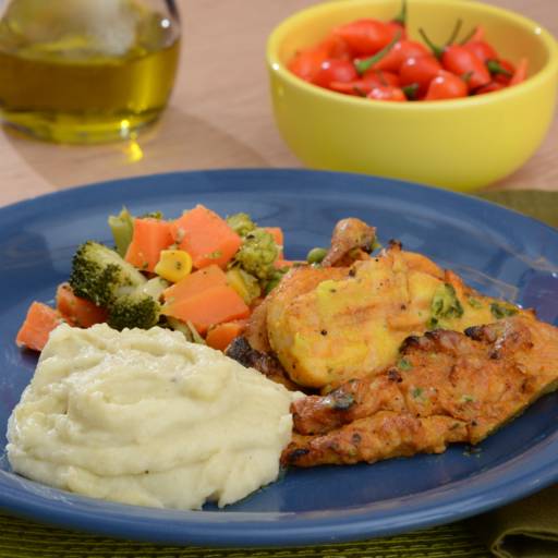 Frango com manteiga de ervas por Leveat - Comidas saudáveis e ultrassaborosas