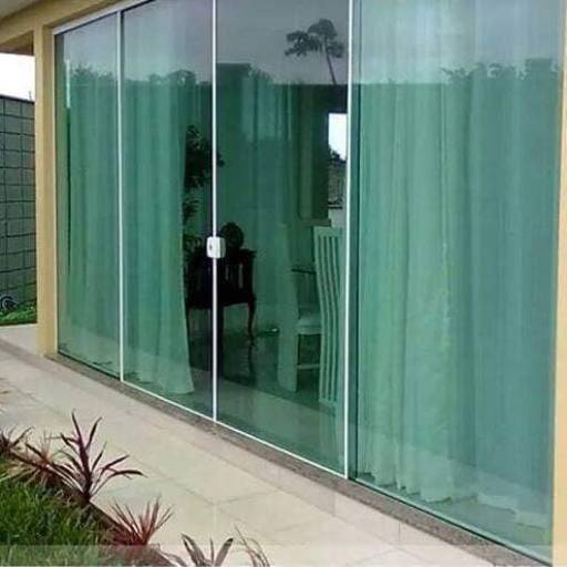 Vidro Temperado - Segurança e Elegância - Alfenas/MG por Vidraçaria Dinamica Vidros