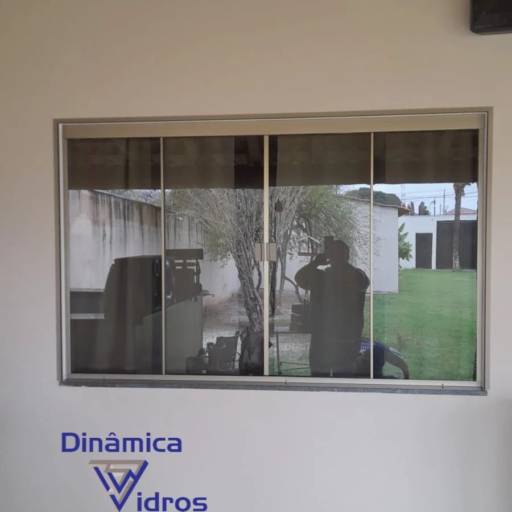 Janelas de Vidro - Estilo e Isolamento - Alfenas/MG por Vidraçaria Dinamica Vidros