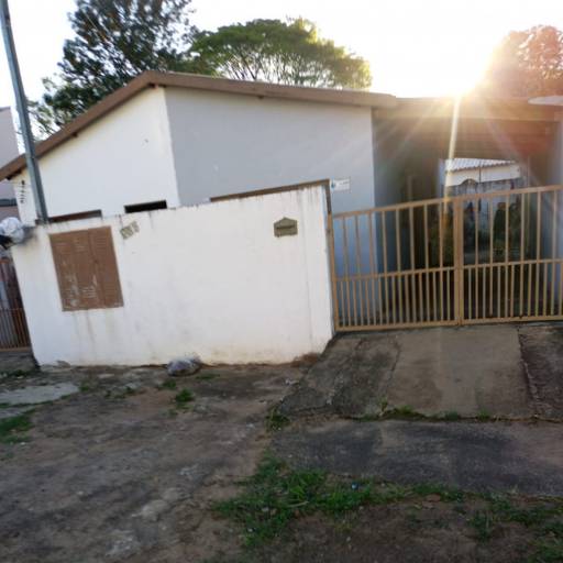 Vende-se casa em Avaré