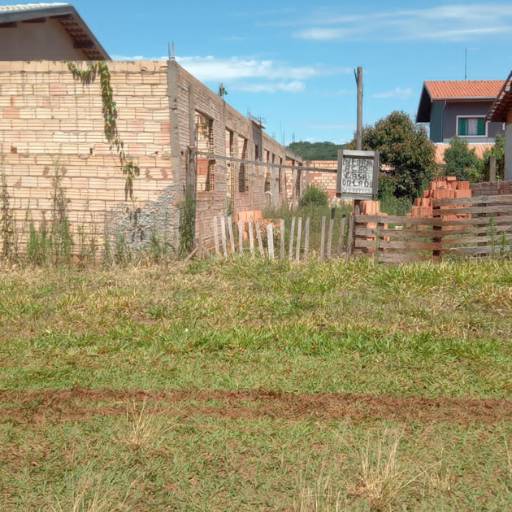 Vende-se terreno em Avaré