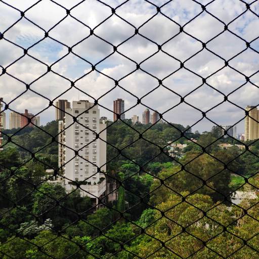 Rede de sacada e janela