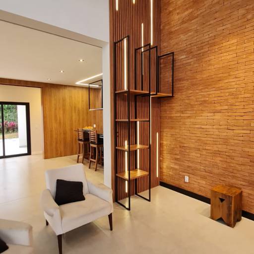 Móveis planejados por Ornato Marcenaria