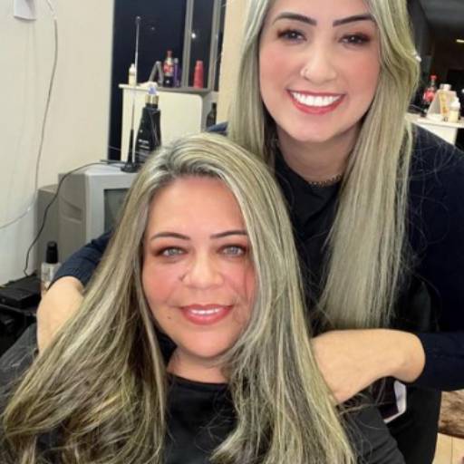 Mechas  por Eduarda Oliveira Studio de Beleza