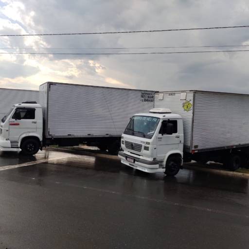 Frete e mudanças por Transporte Pai e Filho