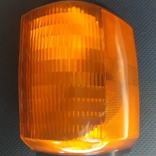 LANTERNA DIANTEIRA AMBAR - F1000 / F4000 - 92/97 em Itupeva, SP por Spx Acessórios e Autopeças