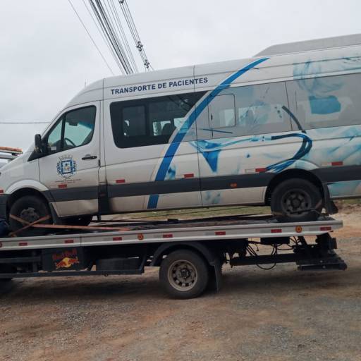 Reboque de veículos grandes