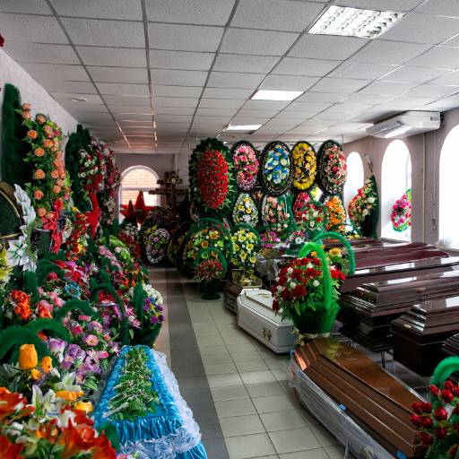 Comprar o produto de Coroas fúnebres  em Floriculturas pela empresa Floricultura Bate Coracao em Araquari, SC por Solutudo