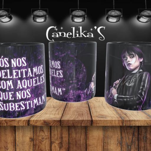Canecas Personalizadas da Wandinha por Canelika's Canecas Personalizadas