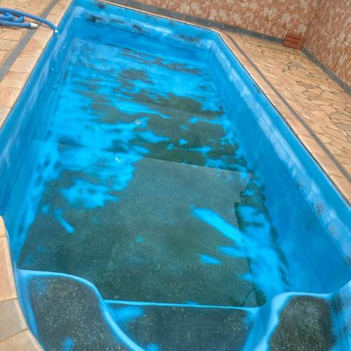 Troca de areia do filtro da piscina em Bauru por Di Fiore Piscinas e Manutenção em Geral