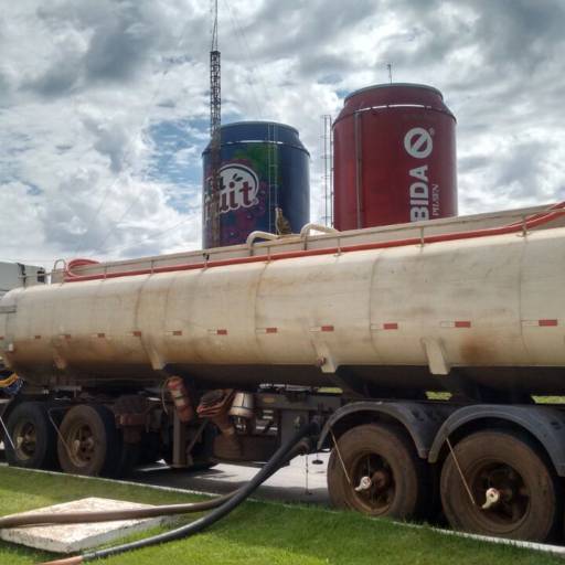 Caminhão Pipa: Transporte Seguro e Eficiente de Água em Goiânia/GO