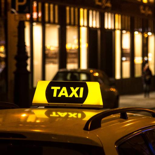 Comprar a oferta de Táxi em Táxi pela empresa Guincho Bacurau em Cruz das Almas, BA por Solutudo