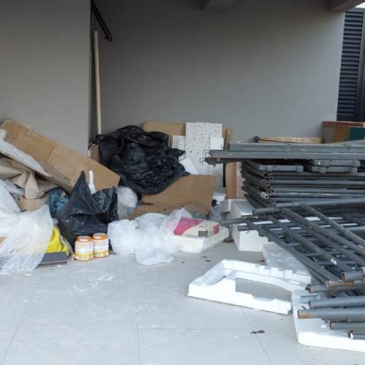 Limpeza pós obra por Monica Clean - Serviços de Limpeza