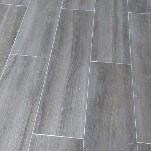 Limpeza pós obra por Monica Clean - Serviços de Limpeza