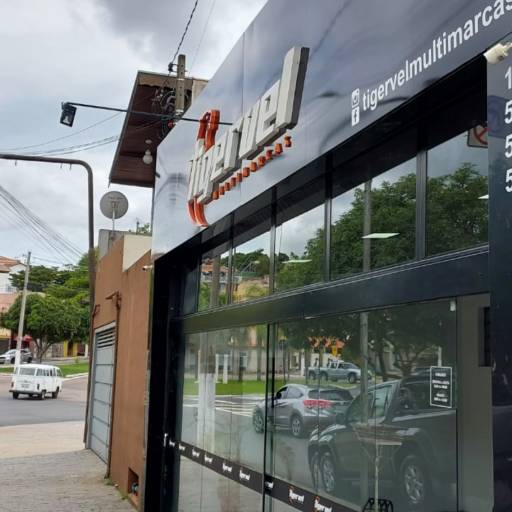 Limpeza de fachadas e vidros