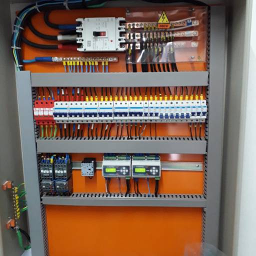 Projeto, montagens, identificação e laudo de quadros elétricos por FDMF