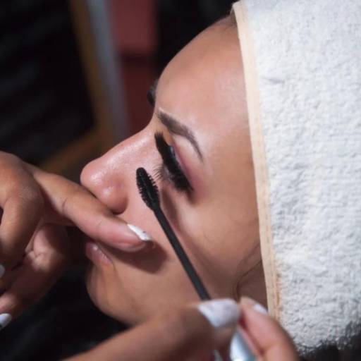 Maquiagem profissional por Espaço Garmel - Salão de beleza