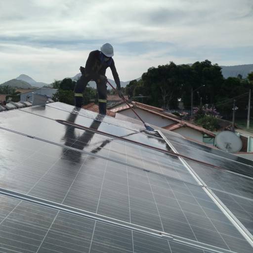 Limpeza de Placa Solar por CEP Solar