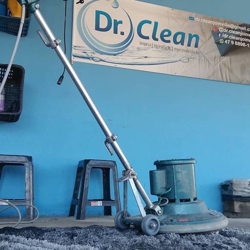 Limpeza de tapete em Joinville, SC por Dr. Clean Joinville