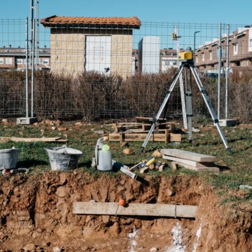 Planialtimetria por LT Geo Topografia