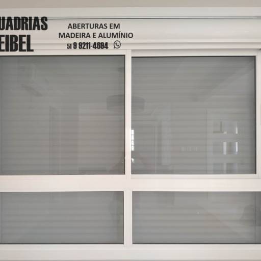 Janelas persianas por Esquadrias Seibel