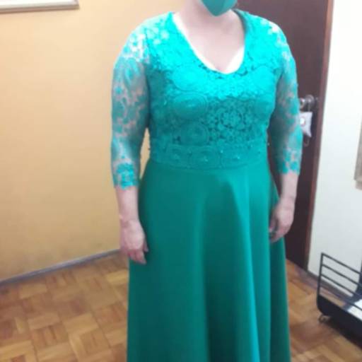 Vestidos de festa sob medida por Rosana Lucas Ateliê de Costura