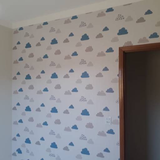 Adesivo de parede e papel de parede auto colante em Bauru por ArteDream Comunicação Visual