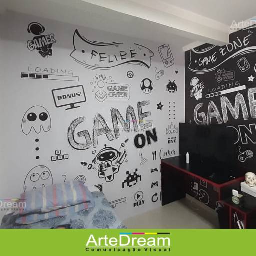 Adesivo de parede e papel de parede auto colante em Bauru por ArteDream Comunicação Visual