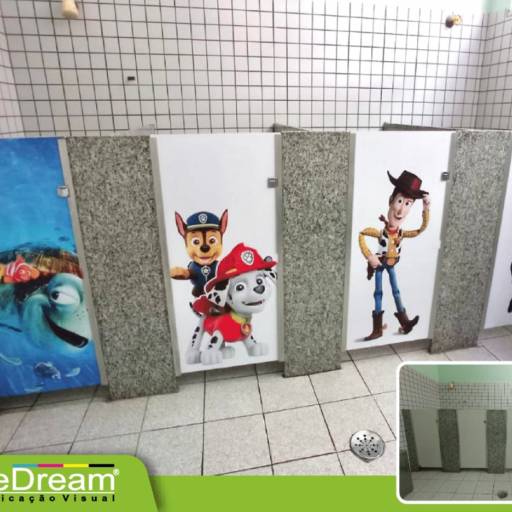 Adesivo em portas e blindex:  jateado, chapado, perfurado e cores em Bauru por ArteDream Comunicação Visual