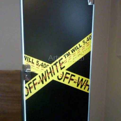 Adesivo em portas e blindex:  jateado, chapado, perfurado e cores em Bauru por ArteDream Comunicação Visual