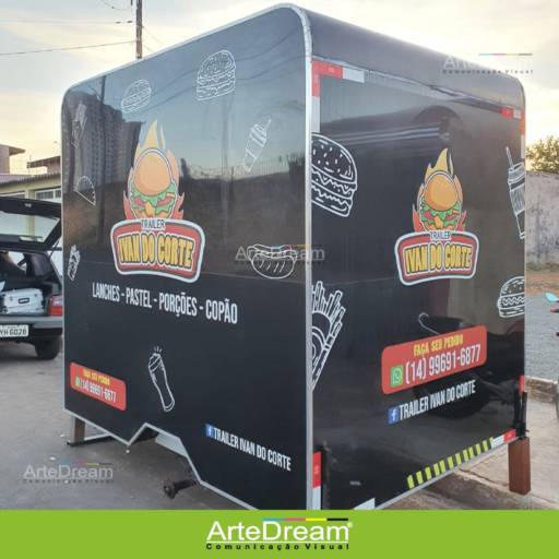 Envelopamento de trailer ou barraca em Bauru por ArteDream Comunicação Visual