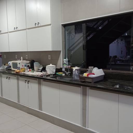 Comprar o produto de Gabinete de cozinha em Bauru em Móveis Planejados pela empresa Marcenaria Trentini  em Bauru, SP por Solutudo