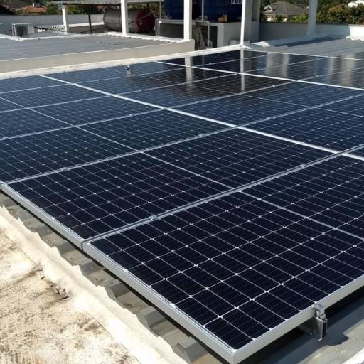 Limpeza de Placa Solar por GH Solar Integração De Energia Solar Fotovoltaica Ltda