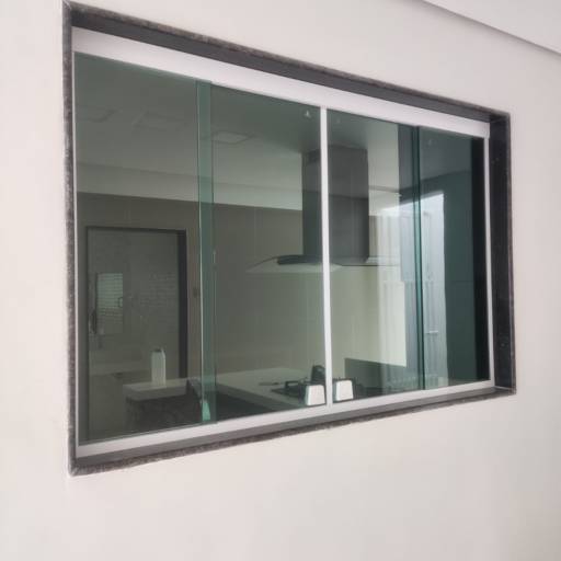 Janelas de vidro por Iúnniq Vidros e Alumínios