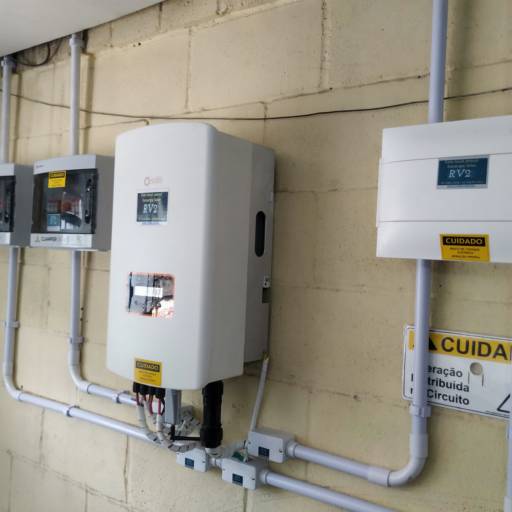 Energia Solar Off Grid por RV2 TEC