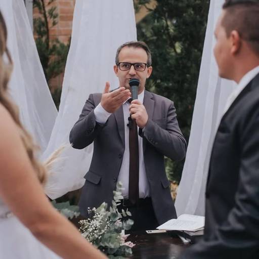 Empresa de cerimônias  por Bora casar celebrante 