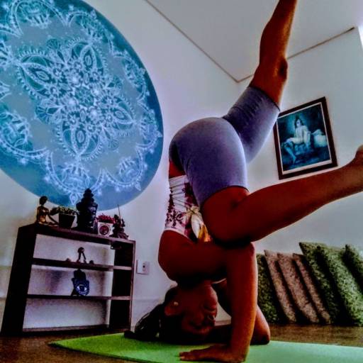 Comprar o produto de Yoga Massagem Ayurvédica em Yoga pela empresa  Fernanda Mattos Yoga- Terapia Ayuvérdica  em São João da Boa Vista, SP por Solutudo