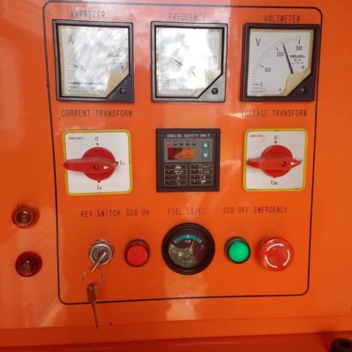 Montagens de infraestrutura por Eletricista Orlando de Aquino Souza