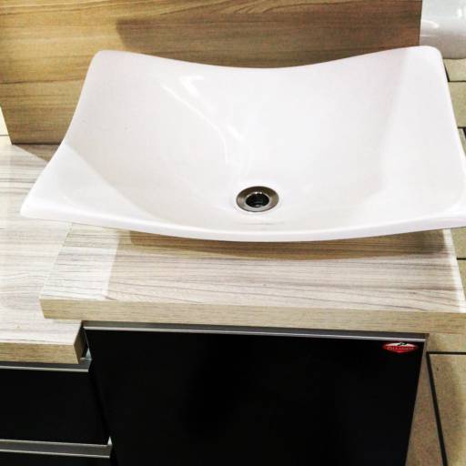 Louças por Pisos, Azulejos & Cia