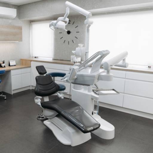 Reparos em equipamentos odontológicos por Crystal Med Manut Em Equip Médico-Hospitalares